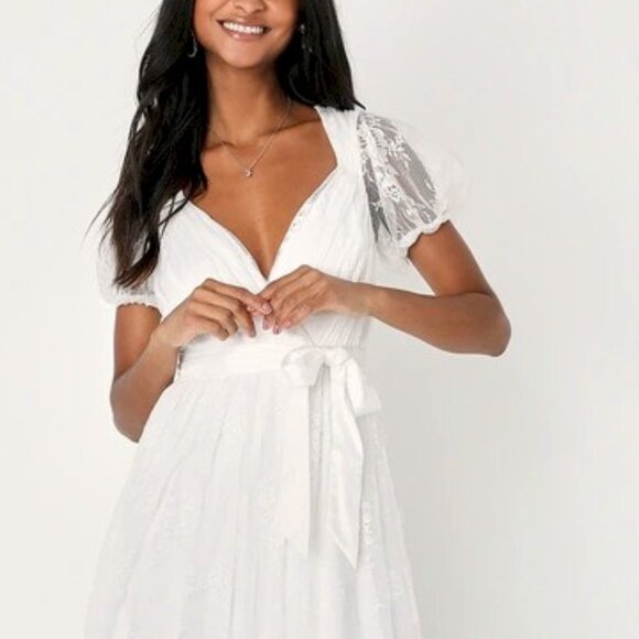 Lulus Romantic Prose White Lace Puff Sleeve Midi Skater Dress Size Small NWOT - Picture 7 of 11